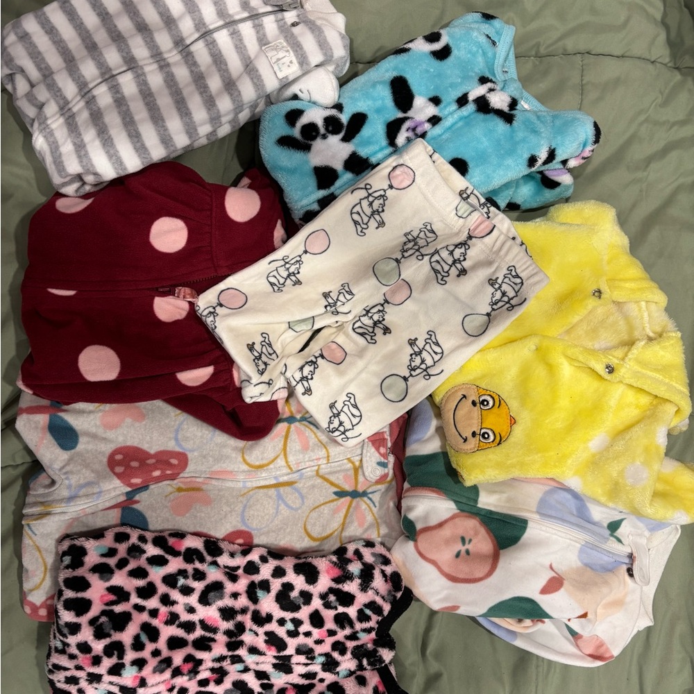 FREE Winnie-the-Pooh pajama pants W purchase 🥰
ALL included !!